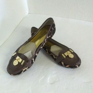 Michael Kors Women's Leather Flat Shoes.